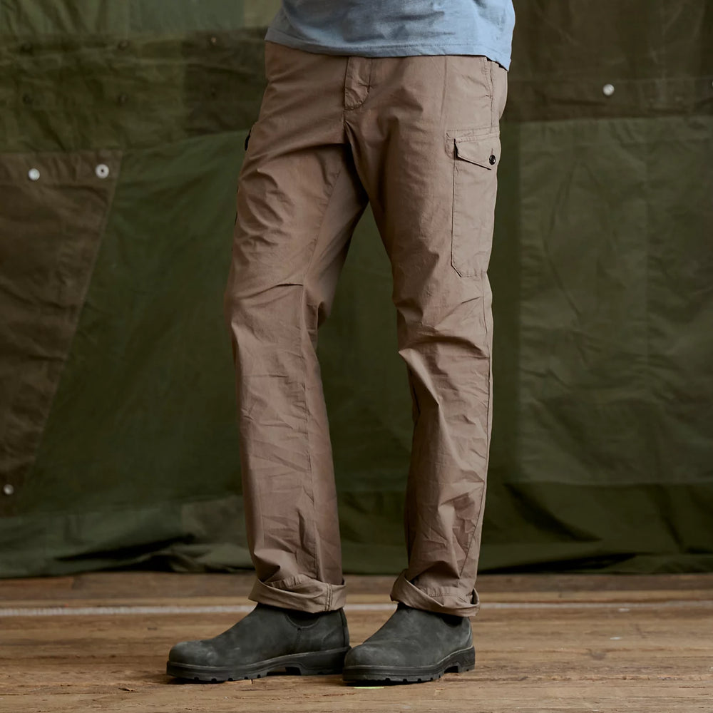 Orvis | Men's 1856 Stretch Poplin Regular Fit Cargo Pants