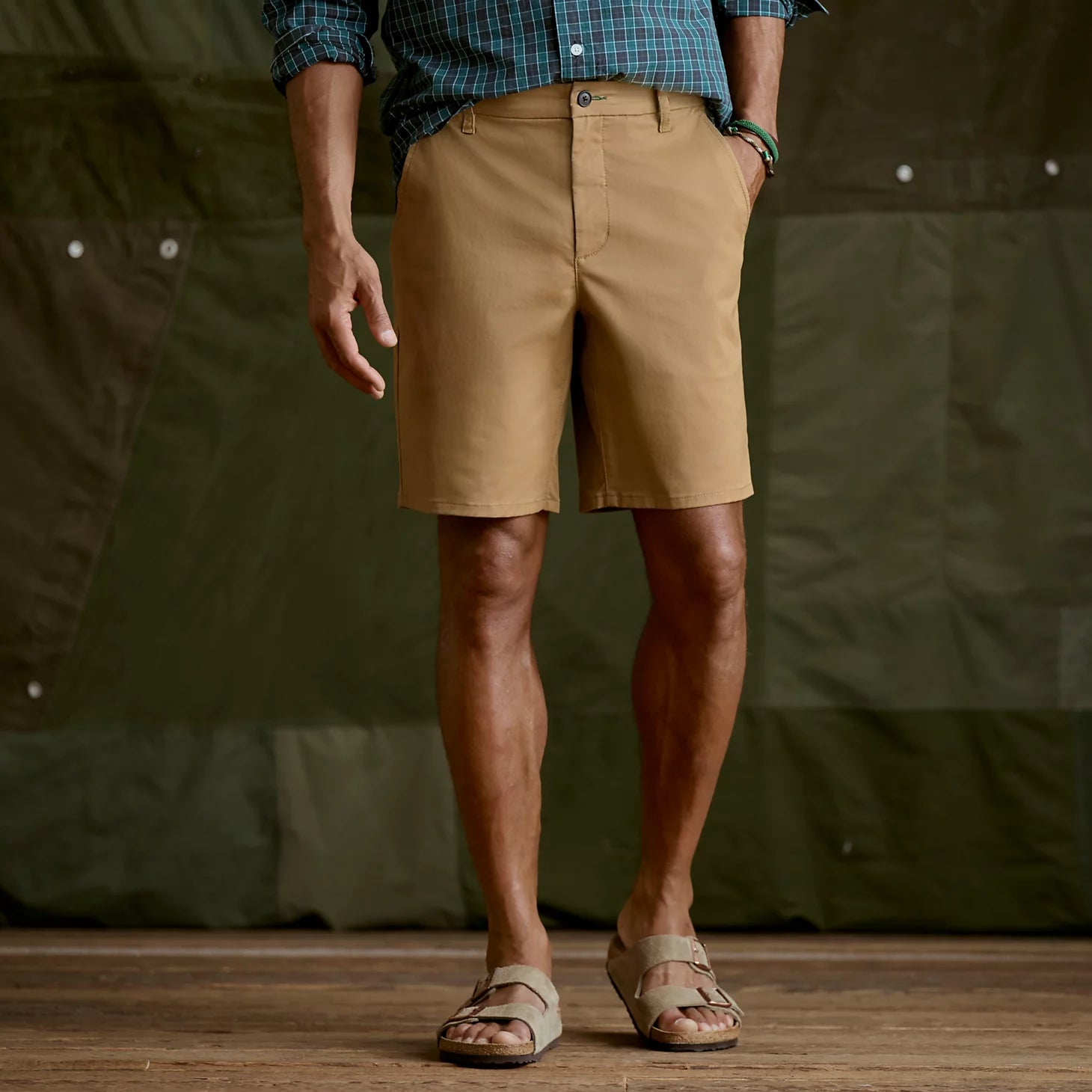 Orvis | 1856 Easy Care Angler 9" Chino Shorts