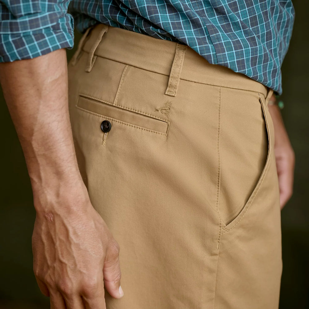 Orvis | 1856 Easy Care Angler 9" Chino Shorts