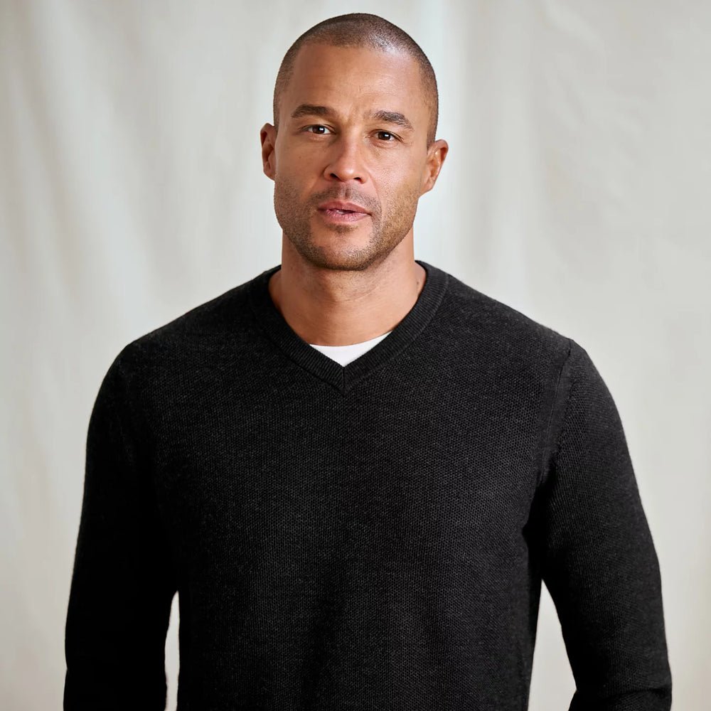 Orvis | Merino Piqué V-Neck Sweater