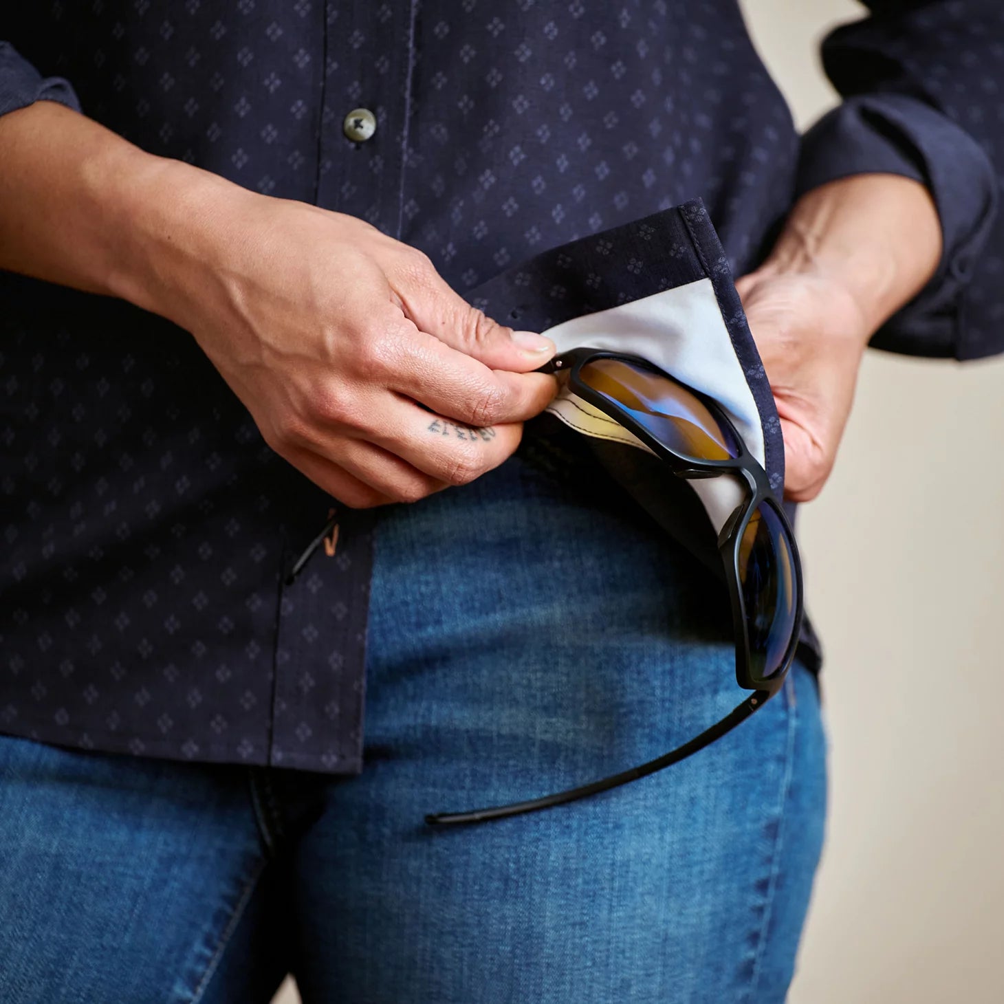 Orvis | Women's Tech Chambray Long-Sleeve Work Shirt