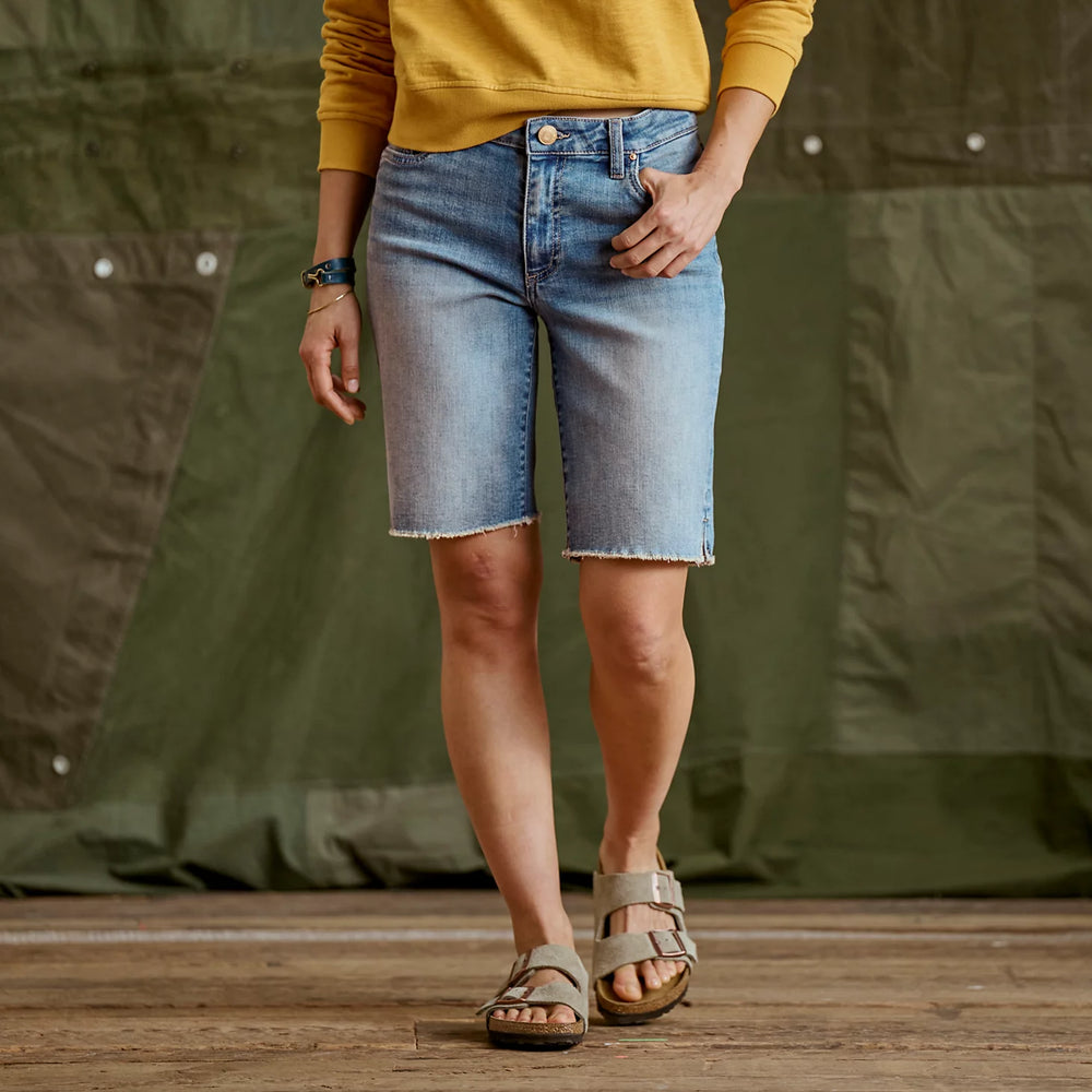Orvis | Kut from the Kloth® Natalie Bermuda 10" Shorts