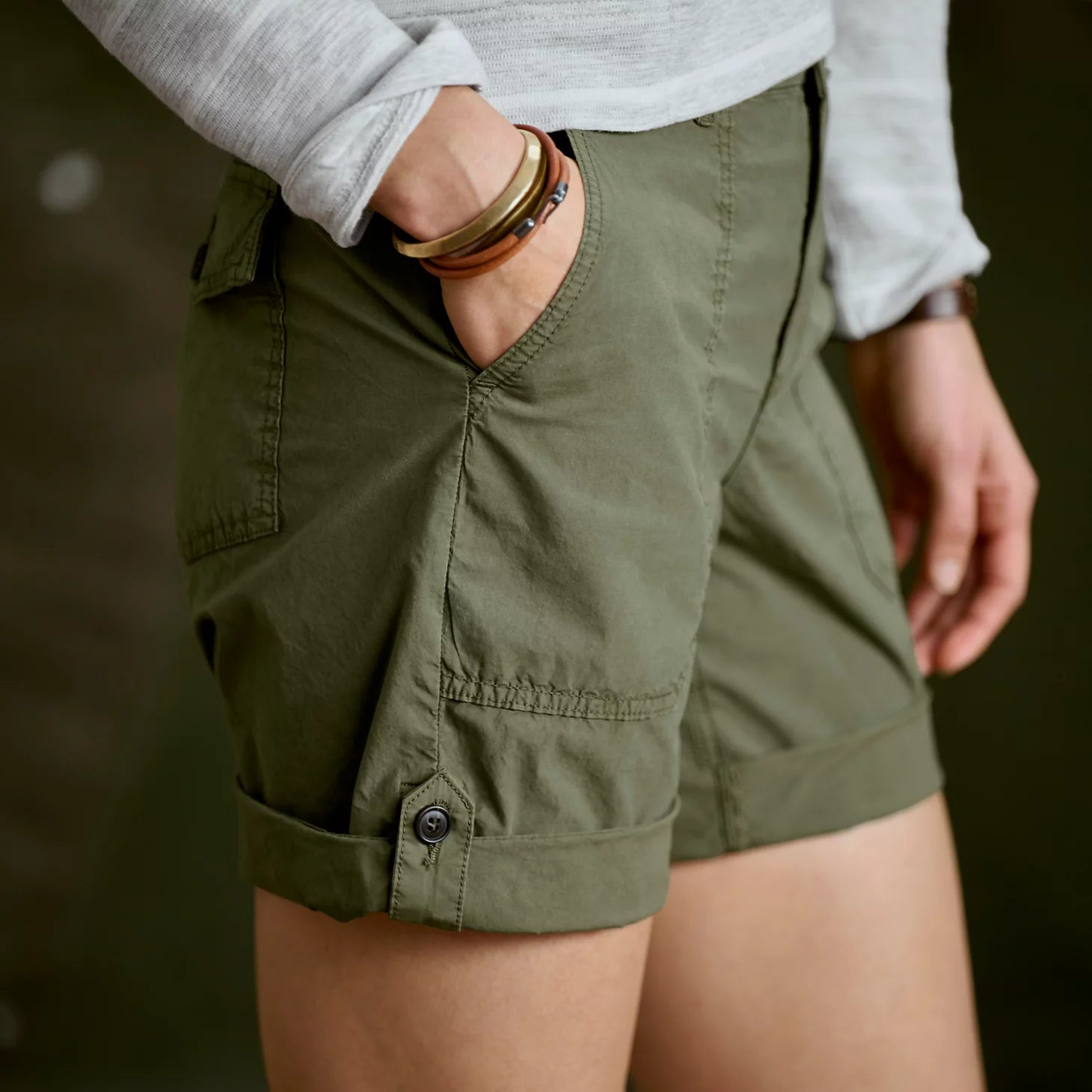 Orvis | Women's 1856 Stretch Poplin 9" Utility Shorts