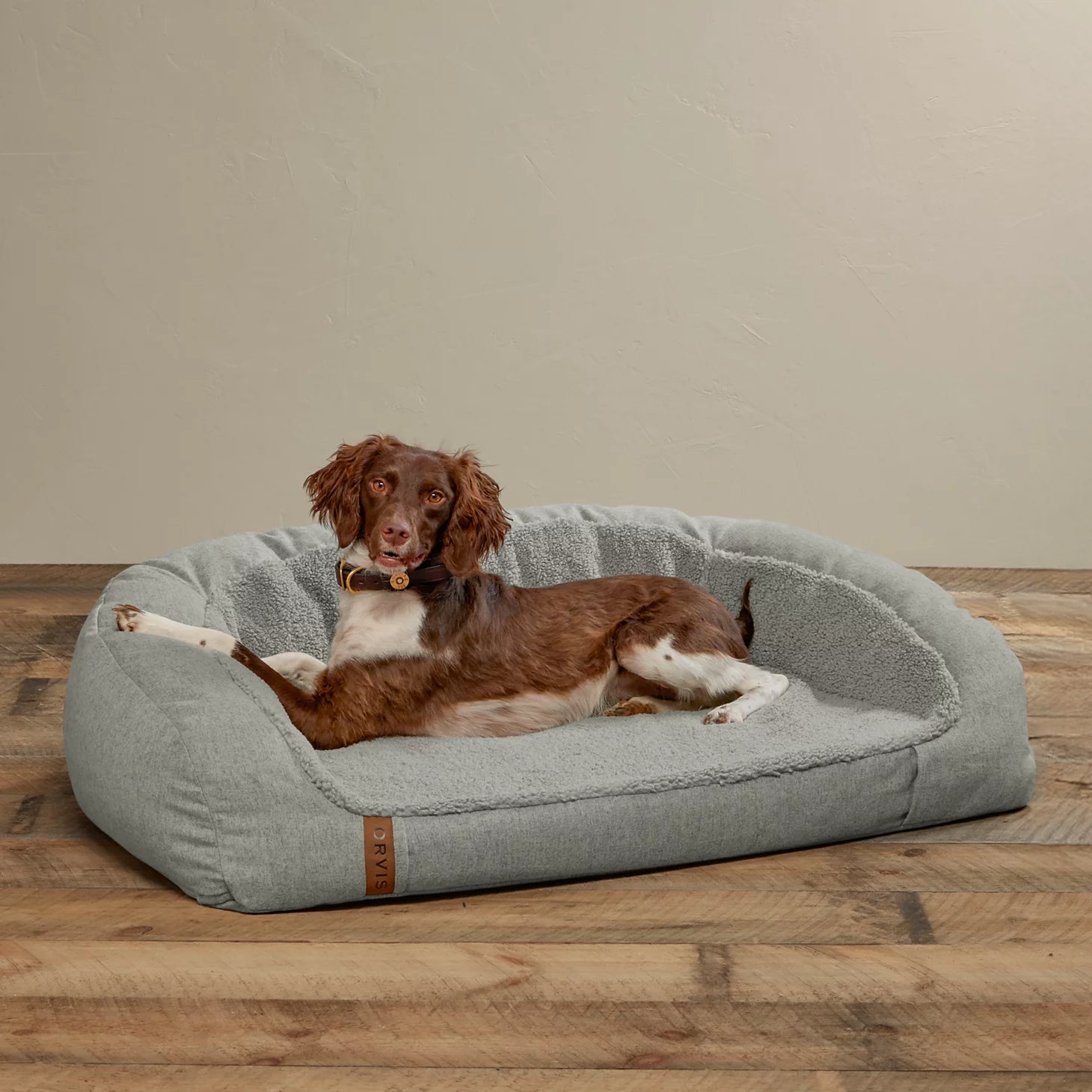 Orvis | FleeceLock® Memory Foam Couch Dog Bed