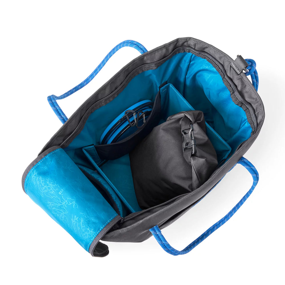 Orvis | Tough Trail® Dog Travel Tote Kit